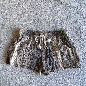 Shorts with pockets!